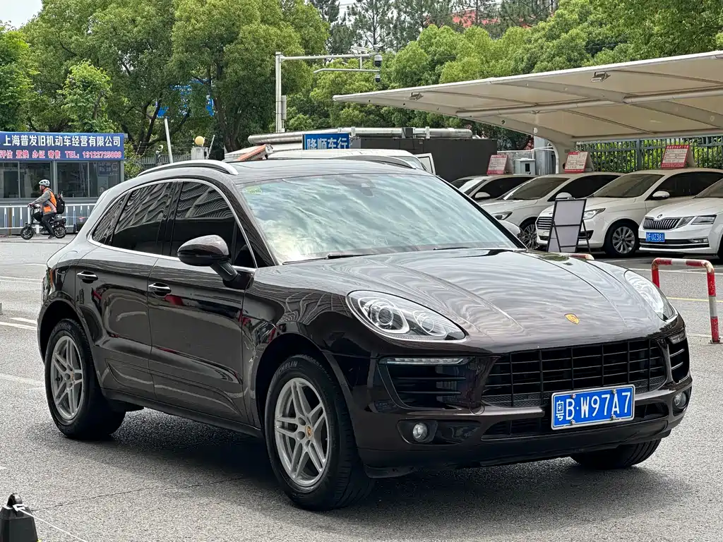 Porsche Macan 2019 — фото 16