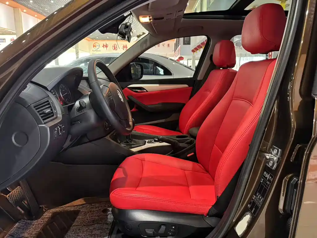 BMW X1 2012