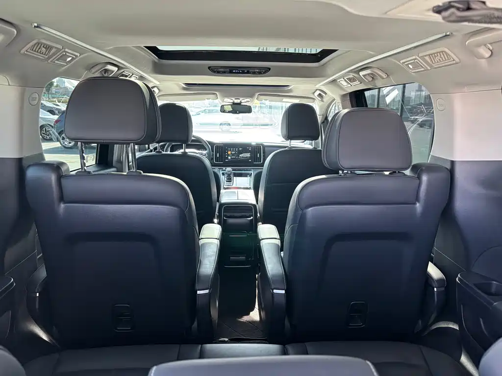 GAC Motor Trumpchi M8 2023 — фото 13