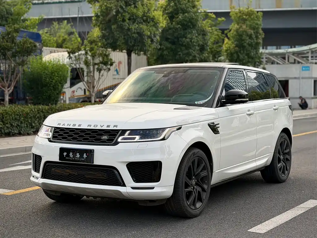 Land Rover Sport 2021 — фото 1