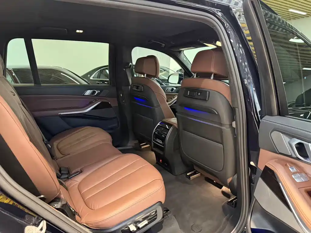 BMW X7 2019 — фото 10