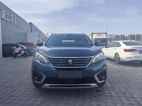 Peugeot 5008 2017