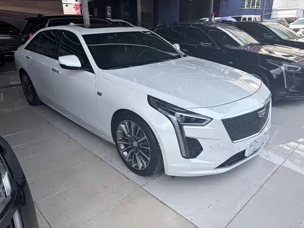 Cadillac CT6 2022