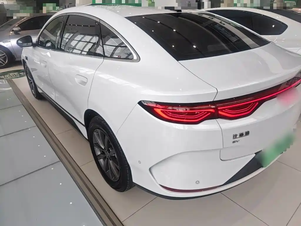 BYD Qin L 2026 — фото 5