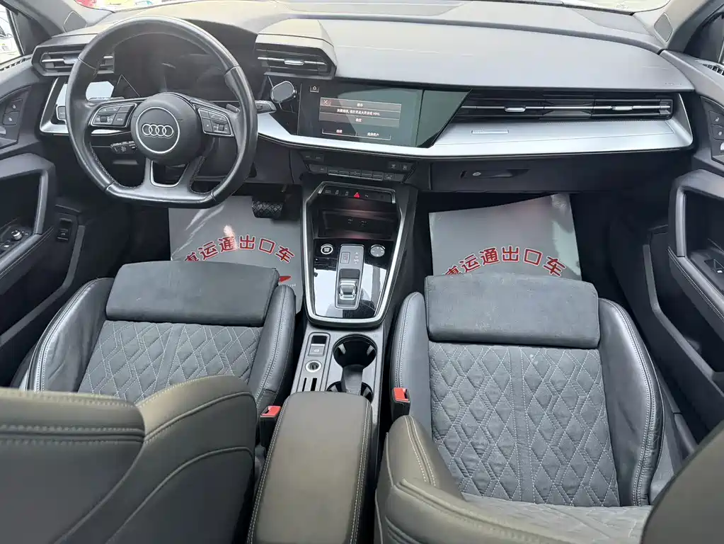 Audi A3 2023 — фото 11