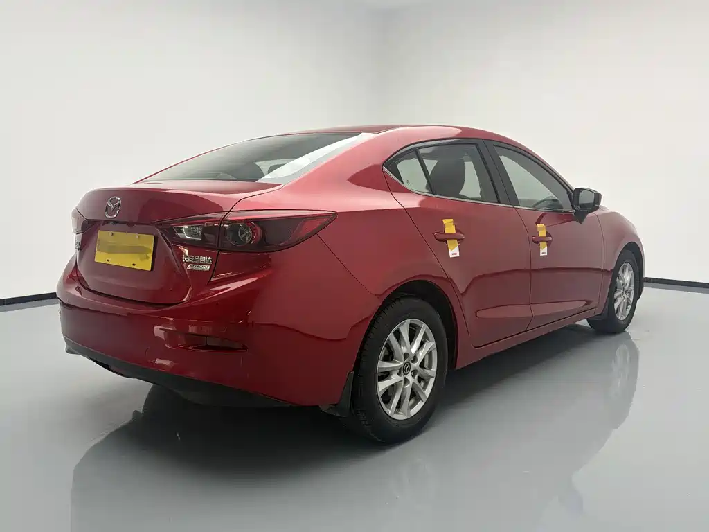 Mazda 3 Axela 2018 — фото 6