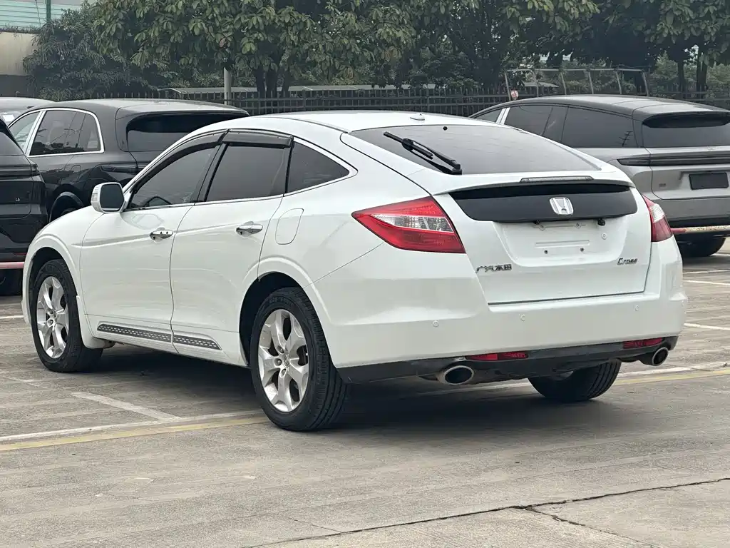 Honda Crosstour 2014 — фото 9