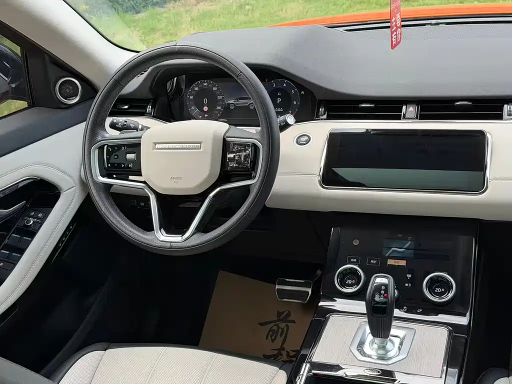 Land Rover Range Rover Evoque 2023 — фото 5