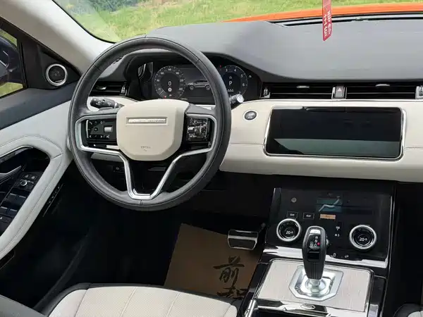 Land Rover Range Rover Evoque 2023