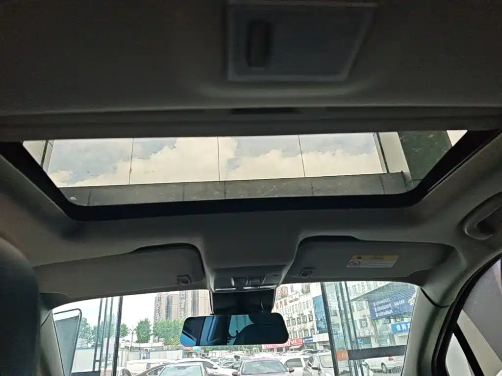 Chevrolet Trax 2015 — фото 18