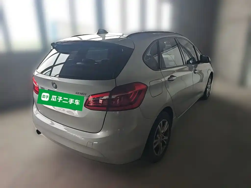 BMW 2 Series Gran Tourer 2015 — фото 12