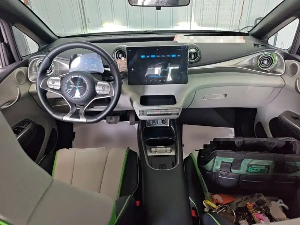 BYD Dolphin 2023 — фото 10