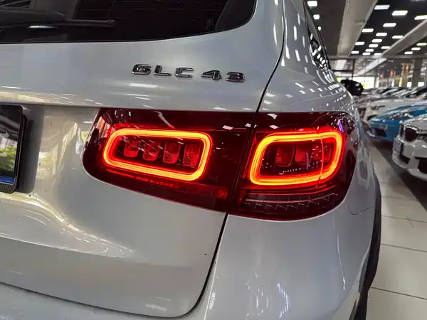 Mercedes-Benz GLC AMG 2022
