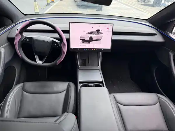Tesla Model Y 2026