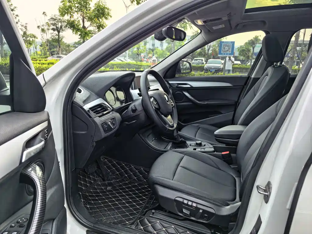 BMW X1 2018 — фото 11