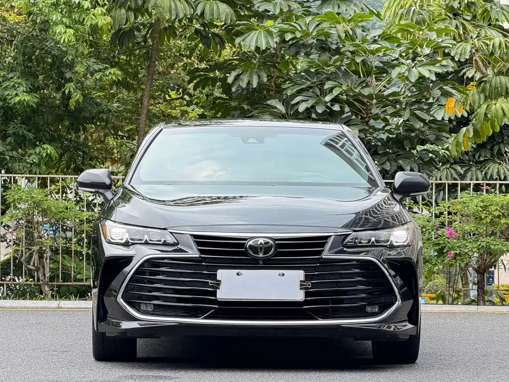 Toyota Avalon 2022 — фото 2