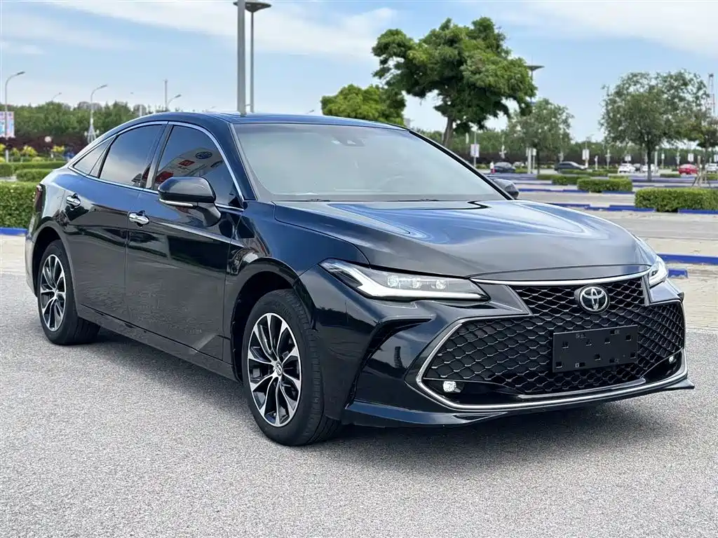 Toyota Avalon 2023 — фото 3
