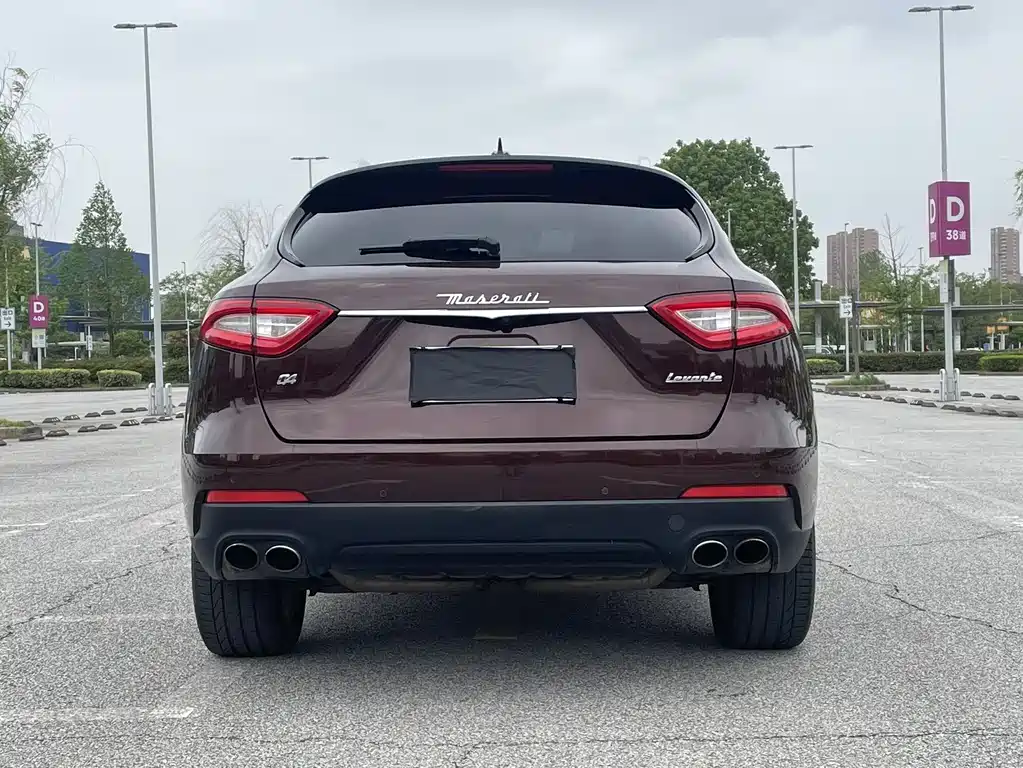 Maserati Levante 2018 — фото 6