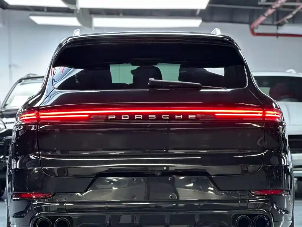 Porsche Cayenne 2013 — фото 11