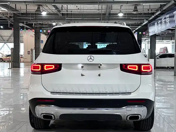 Mercedes-Benz GLB 2021