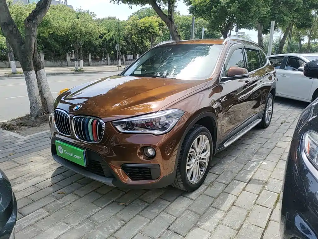 BMW X1 2018 — фото 1