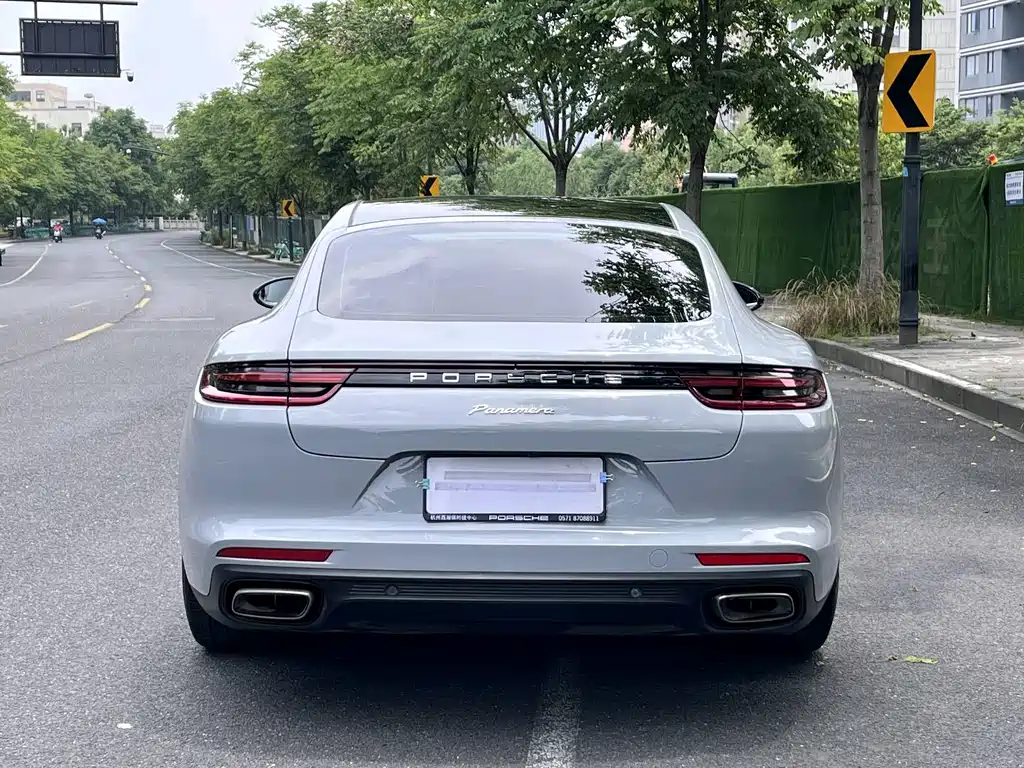 Porsche Panamera 2020 — фото 5