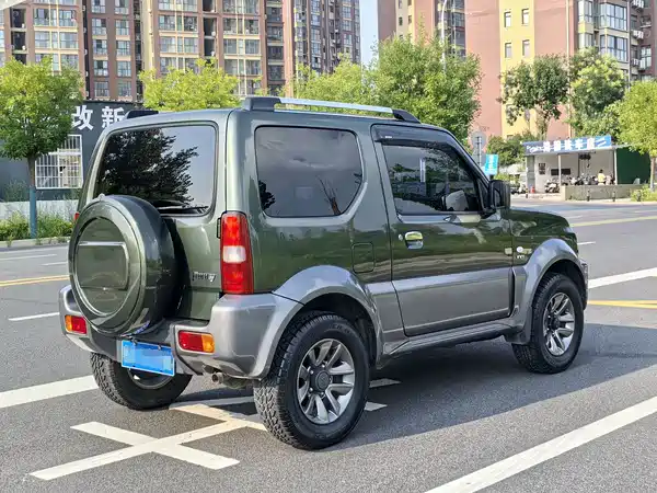 Suzuki Jimny 2015
