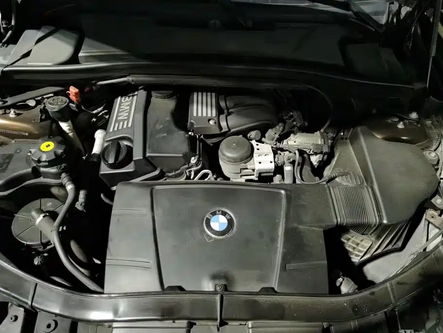 BMW X1 2014 — фото 10