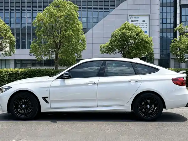 BMW 3 Series GT 2020