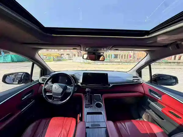 Toyota Sienna 2022