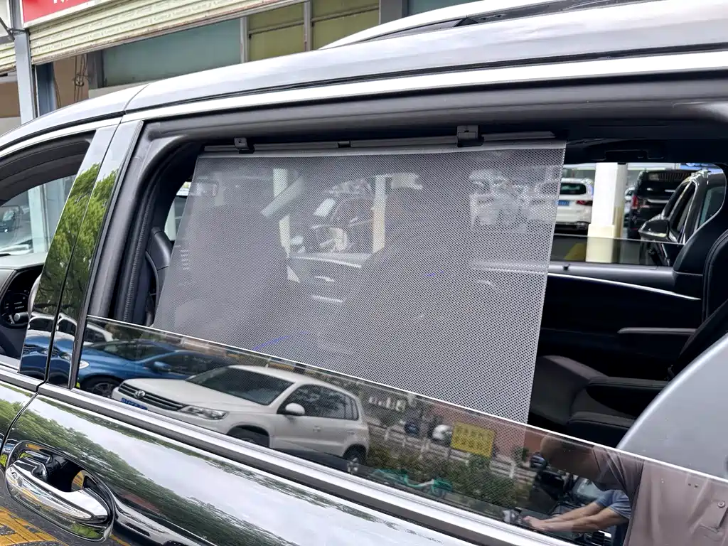 Toyota Granvia 2023 — фото 34
