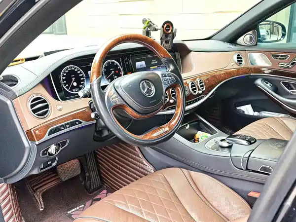Mercedes-Benz Maybach S-Class 2016