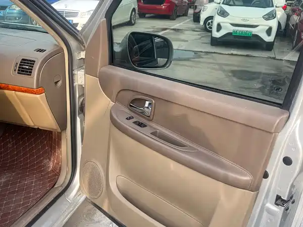 Buick GL8 2011