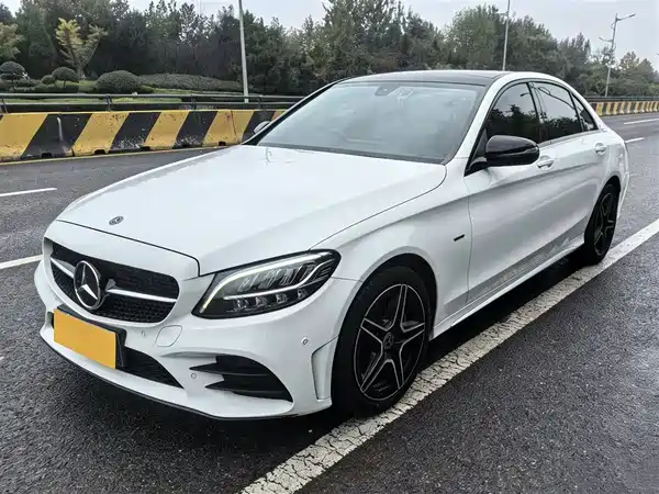 Mercedes-Benz C-Class 2021