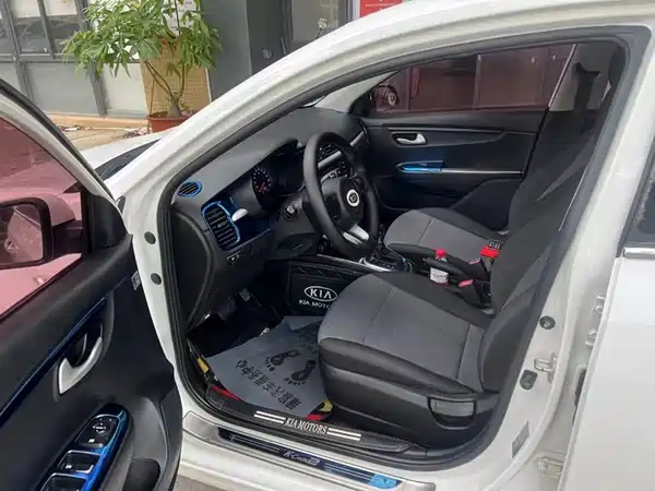Kia K2 2017