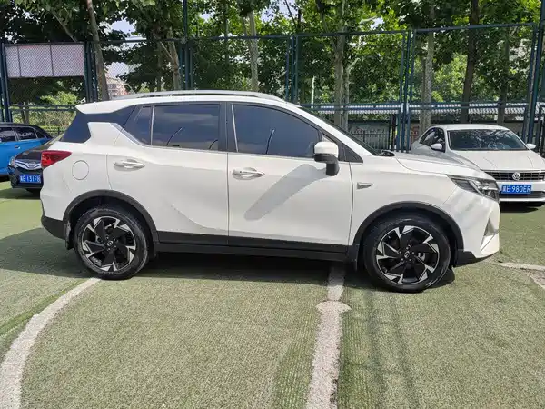 GAC Trumpchi GS3 2021