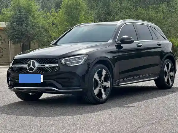 Mercedes-Benz GLC 2023