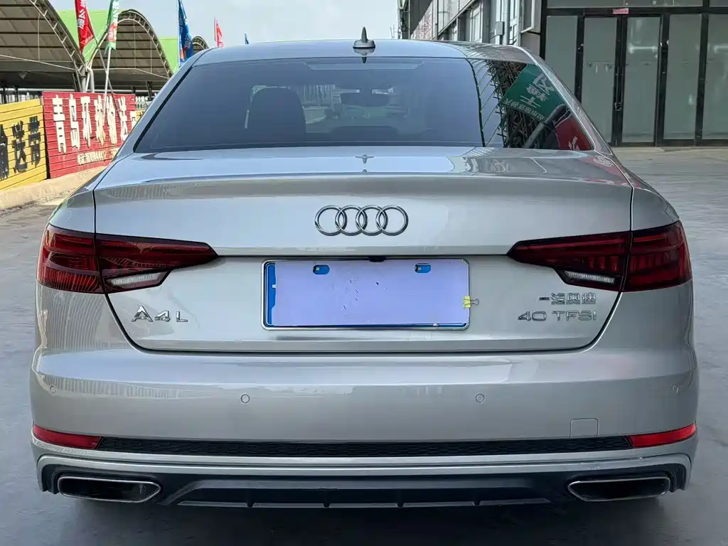 Audi A4L 2019 — фото 5
