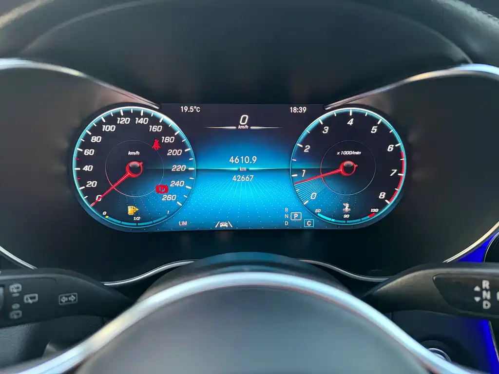 Mercedes-Benz GLC 2020 — фото 16