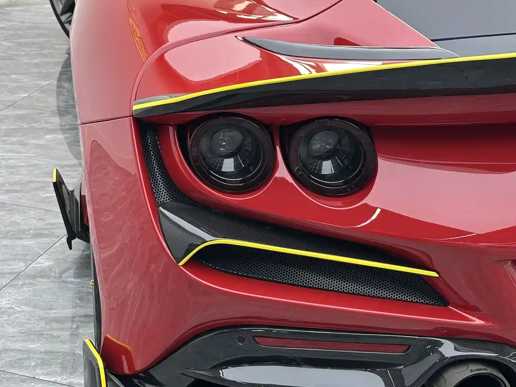 Ferrari F8 2022 — фото 36