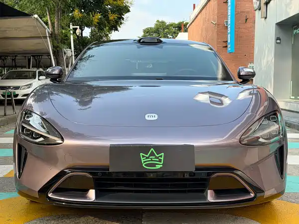 Xiaomi SU7 2024