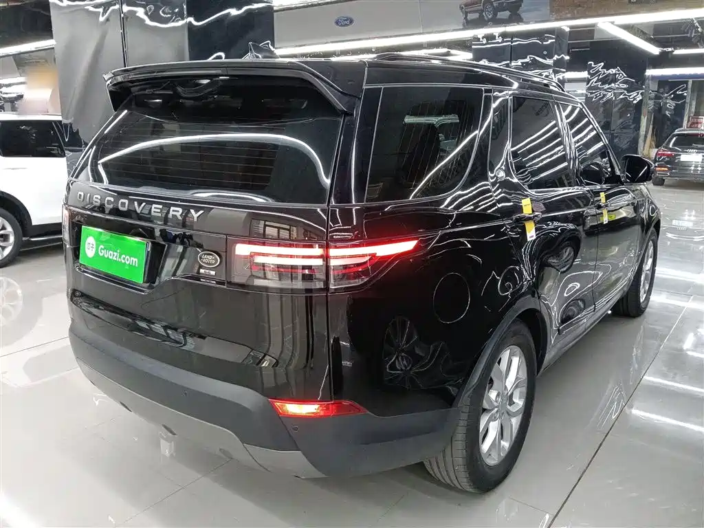 Land Rover Discovery 2018 — фото 7