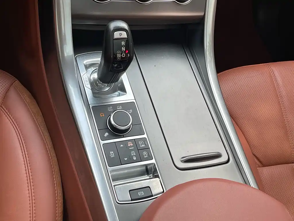 Land Rover Range Rover Sport 2017 — фото 20