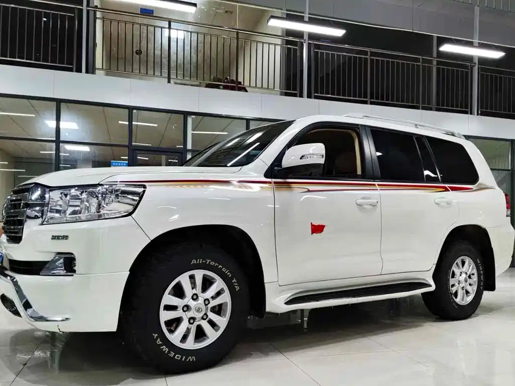 Toyota Land Cruiser 2018 — фото 2