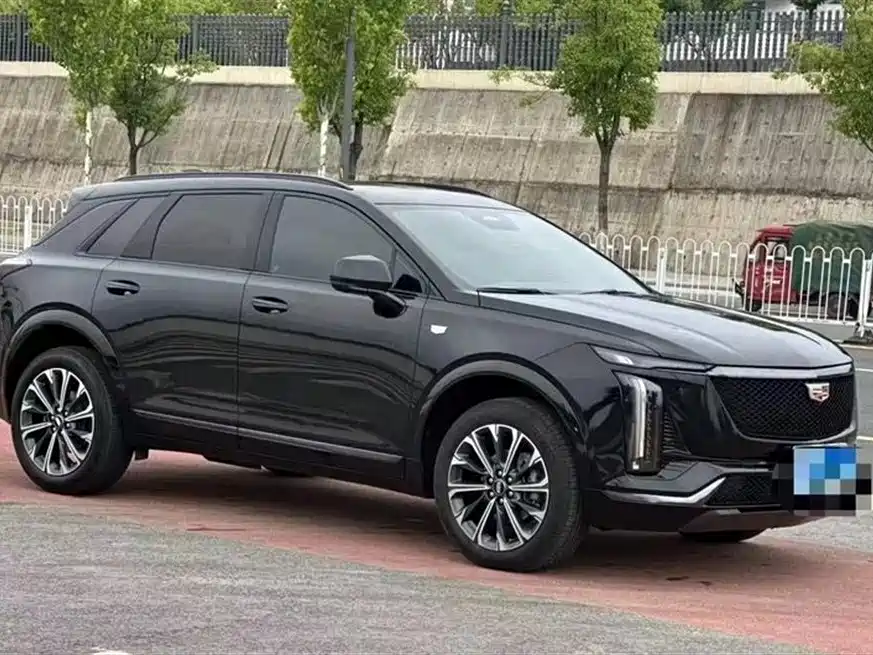 Cadillac XT5 2024 — фото 2