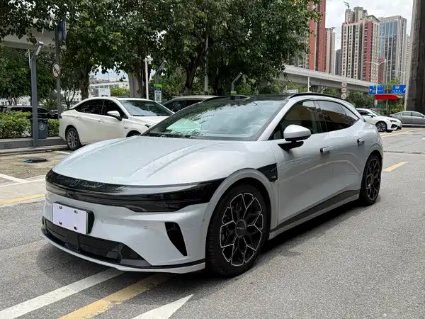 Zeekr 007GT 2025