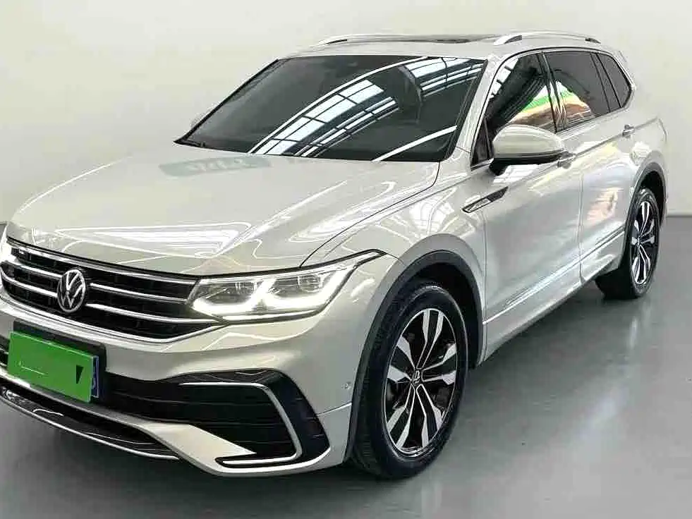 Volkswagen Tiguan L 2023 — фото 7