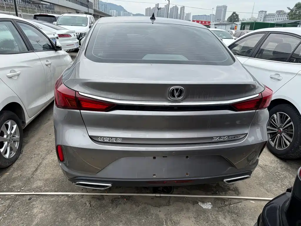 Changan Eado 2022 — фото 7