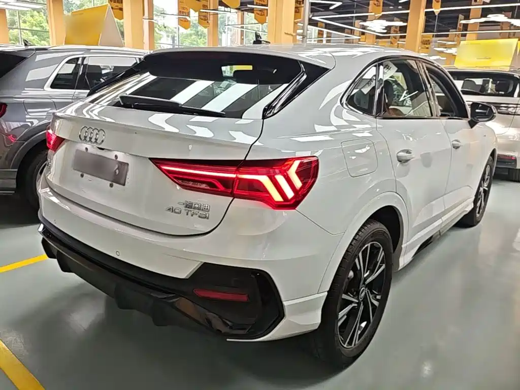 Audi Q3 Sportback 2022 — фото 7