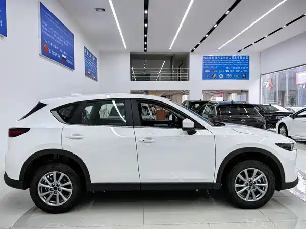 Mazda CX-5 2025